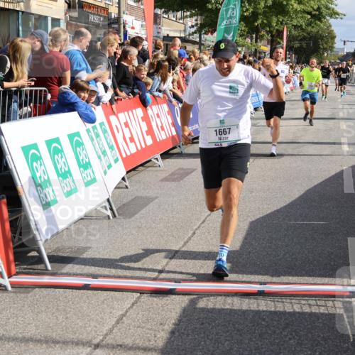 15.09.2024 - PSD Bank Halbmarathon Strokosch-Dieckow http://msf.ph/oto/7094924 15.09.2024 11:52:21 Ziel 1354, 1552, 1606, 1661, 1667, 2182, 2493, 2775, 3518 meine-sportfotos.de