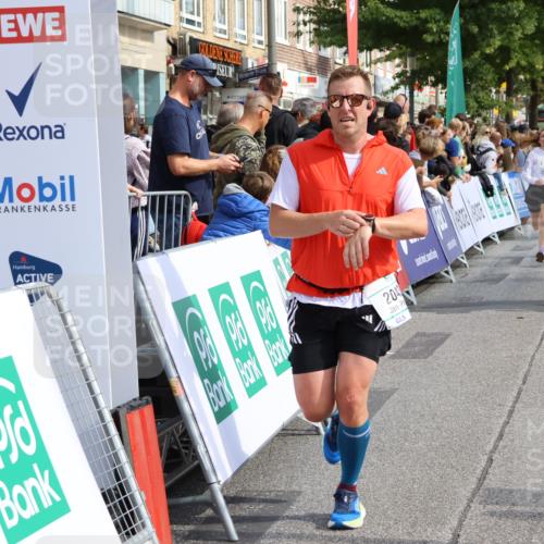 15.09.2024 - PSD Bank Halbmarathon Strokosch-Dieckow http://msf.ph/oto/7094931 15.09.2024 12:05:57 Ziel 1684, 2043, 2095, 2221, 2787, 2845, 2846, 2973, 3042, 3294 meine-sportfotos.de