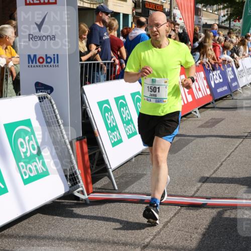 15.09.2024 - PSD Bank Halbmarathon Strokosch-Dieckow http://msf.ph/oto/7094940 15.09.2024 11:50:57 Ziel 783, 974, 1296, 1493, 1501, 1632, 1666, 1940, 2269, 2284, 2492, 2658, 2666 meine-sportfotos.de