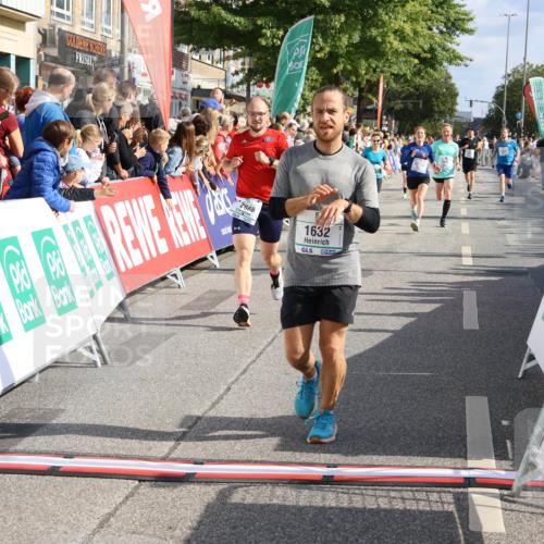 15.09.2024 - PSD Bank Halbmarathon Strokosch-Dieckow http://msf.ph/oto/7094946 15.09.2024 11:50:58 Ziel 783, 974, 1296, 1493, 1501, 1632, 1666, 1940, 2269, 2284, 2492, 2658, 2666 meine-sportfotos.de