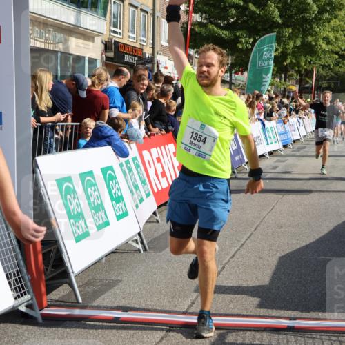 15.09.2024 - PSD Bank Halbmarathon Strokosch-Dieckow http://msf.ph/oto/7094966 15.09.2024 11:52:26 Ziel 1354, 1552, 1606, 1667, 1908, 2182, 2493, 2655 meine-sportfotos.de