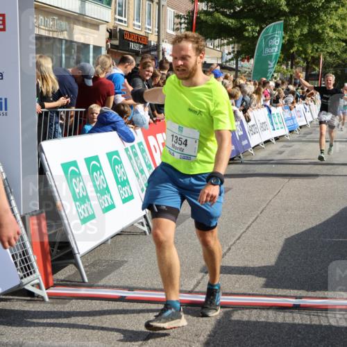 15.09.2024 - PSD Bank Halbmarathon Strokosch-Dieckow http://msf.ph/oto/7094975 15.09.2024 11:52:26 Ziel 1354, 1552, 1606, 1667, 1908, 2182, 2493, 2655 meine-sportfotos.de