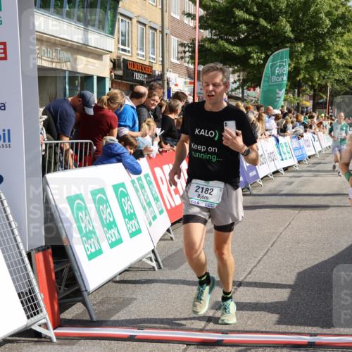 15.09.2024 - PSD Bank Halbmarathon Strokosch-Dieckow http://msf.ph/oto/7094979 15.09.2024 11:52:29 Ziel 1354, 1380, 1552, 1667, 1908, 2182, 2422, 2493, 2502, 2655, 2693 meine-sportfotos.de