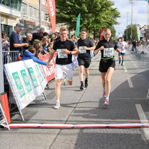 15.09.2024 - PSD Bank Halbmarathon Strokosch-Dieckow http://msf.ph/oto/7095005 15.09.2024 12:06:05 Ziel 1684, 2043, 2072, 2283, 2407, 2669, 2787, 3042, 3217 meine-sportfotos.de