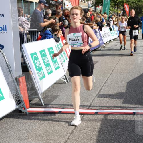 15.09.2024 - PSD Bank Halbmarathon Strokosch-Dieckow http://msf.ph/oto/7095055 15.09.2024 12:06:16 Ziel 1518, 1607, 1821, 2072, 2283, 2407, 2669, 2804, 2947, 3115, 3217, 3535 meine-sportfotos.de