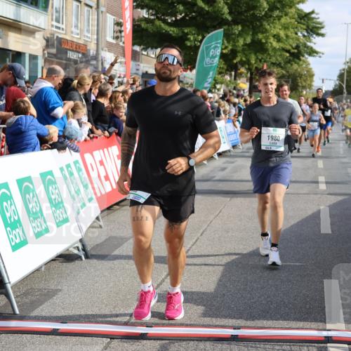 15.09.2024 - PSD Bank Halbmarathon Strokosch-Dieckow http://msf.ph/oto/7095056 15.09.2024 11:52:41 Ziel 1197, 1276, 1378, 1380, 1556, 1569, 1595, 1834, 1908, 1980, 2153, 2182, 2422, 2502, 2655, 2693, 2844, 3527 meine-sportfotos.de
