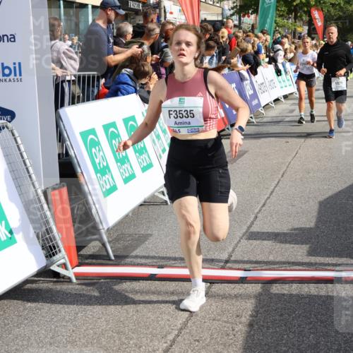 15.09.2024 - PSD Bank Halbmarathon Strokosch-Dieckow http://msf.ph/oto/7095057 15.09.2024 12:06:16 Ziel 1518, 1607, 1821, 2072, 2283, 2407, 2669, 2804, 2947, 3115, 3217, 3535 meine-sportfotos.de