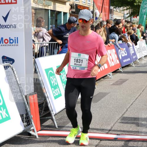 15.09.2024 - PSD Bank Halbmarathon Strokosch-Dieckow http://msf.ph/oto/7095078 15.09.2024 12:06:27 Ziel 1518, 1607, 1821, 1831, 2280, 2804, 2854, 2947, 3350, 3535 meine-sportfotos.de