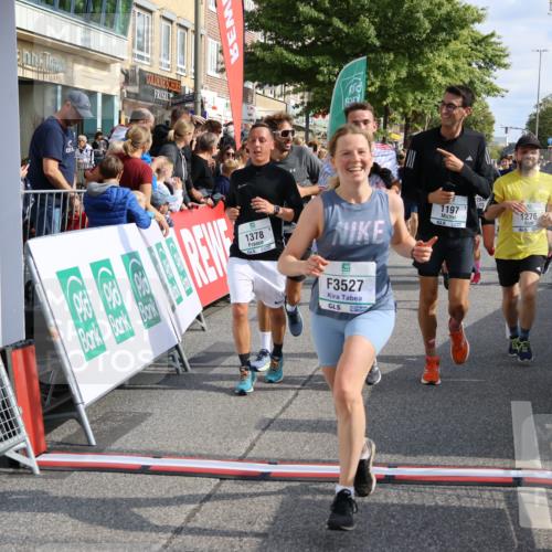15.09.2024 - PSD Bank Halbmarathon Strokosch-Dieckow http://msf.ph/oto/7095085 15.09.2024 11:52:46 Ziel 1197, 1210, 1276, 1342, 1378, 1380, 1416, 1556, 1569, 1595, 1696, 1801, 1834, 1980, 2153, 2422, 2502, 2507, 2693, 2712, 2844, 3527 meine-sportfotos.de