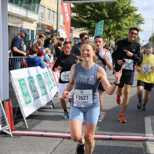 15.09.2024 - PSD Bank Halbmarathon Strokosch-Dieckow http://msf.ph/oto/7095093 15.09.2024 11:52:47 Ziel 1197, 1210, 1276, 1342, 1378, 1380, 1416, 1556, 1569, 1595, 1696, 1776, 1798, 1801, 1834, 1980, 2153, 2422, 2502, 2507, 2693, 2712, 2844, 3527 meine-sportfotos.de