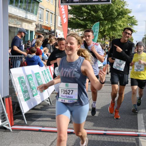 15.09.2024 - PSD Bank Halbmarathon Strokosch-Dieckow http://msf.ph/oto/7095098 15.09.2024 11:52:47 Ziel 1197, 1210, 1276, 1342, 1378, 1380, 1416, 1556, 1569, 1595, 1696, 1776, 1798, 1801, 1834, 1980, 2153, 2422, 2502, 2507, 2693, 2712, 2844, 3527 meine-sportfotos.de