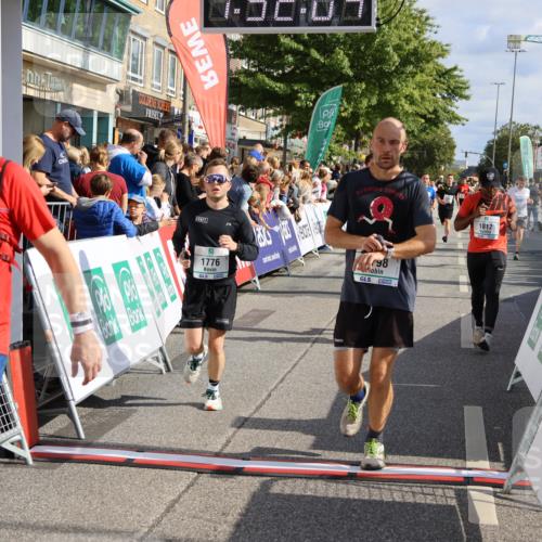 15.09.2024 - PSD Bank Halbmarathon Strokosch-Dieckow http://msf.ph/oto/7095127 15.09.2024 11:52:55 Ziel 1197, 1210, 1276, 1342, 1378, 1416, 1511, 1569, 1573, 1595, 1676, 1685, 1696, 1776, 1798, 1801, 1812, 1834, 1893, 1907, 2130, 2153, 2507, 2663, 2712, 2744, 2844, 3527 meine-sportfotos.de