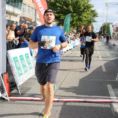 15.09.2024 - PSD Bank Halbmarathon Strokosch-Dieckow http://msf.ph/oto/7095134 15.09.2024 12:06:40 Ziel 1464, 1697, 1747, 1824, 2036, 2092, 2280, 2334, 2718, 2854, 3350 meine-sportfotos.de