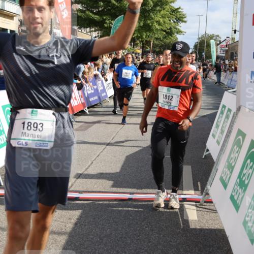 15.09.2024 - PSD Bank Halbmarathon Strokosch-Dieckow http://msf.ph/oto/7095140 15.09.2024 11:52:58 Ziel 1197, 1210, 1276, 1342, 1378, 1416, 1511, 1573, 1595, 1676, 1685, 1696, 1776, 1798, 1801, 1812, 1834, 1893, 1907, 2130, 2153, 2507, 2663, 2712, 2741, 2744, 2844, 3527 meine-sportfotos.de