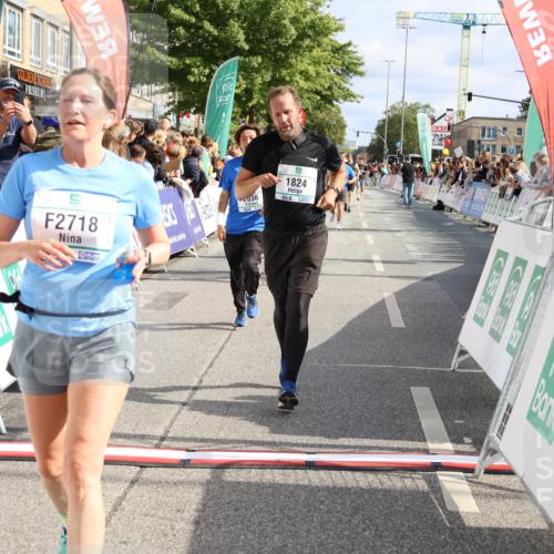 15.09.2024 - PSD Bank Halbmarathon Strokosch-Dieckow http://msf.ph/oto/7095141 15.09.2024 12:06:41 Ziel 1464, 1697, 1747, 1824, 2036, 2092, 2280, 2334, 2718, 2854, 3350 meine-sportfotos.de