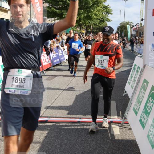 15.09.2024 - PSD Bank Halbmarathon Strokosch-Dieckow http://msf.ph/oto/7095142 15.09.2024 11:52:58 Ziel 1197, 1210, 1276, 1342, 1378, 1416, 1511, 1573, 1595, 1676, 1685, 1696, 1776, 1798, 1801, 1812, 1834, 1893, 1907, 2130, 2153, 2507, 2663, 2712, 2741, 2744, 2844, 3527 meine-sportfotos.de