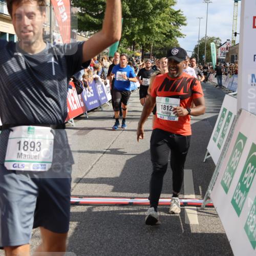 15.09.2024 - PSD Bank Halbmarathon Strokosch-Dieckow http://msf.ph/oto/7095144 15.09.2024 11:52:58 Ziel 1197, 1210, 1276, 1342, 1378, 1416, 1511, 1573, 1595, 1676, 1685, 1696, 1776, 1798, 1801, 1812, 1834, 1893, 1907, 2130, 2153, 2507, 2663, 2712, 2741, 2744, 2844, 3527 meine-sportfotos.de