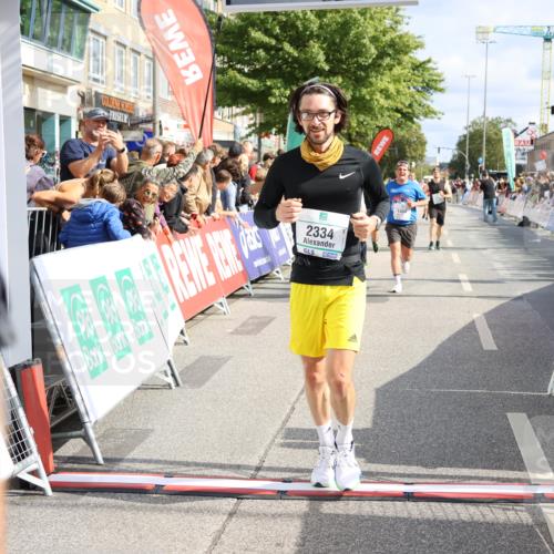 15.09.2024 - PSD Bank Halbmarathon Strokosch-Dieckow http://msf.ph/oto/7095146 15.09.2024 12:06:44 Ziel 1464, 1697, 1747, 1824, 2036, 2092, 2177, 2334, 2340, 2718, 3350 meine-sportfotos.de