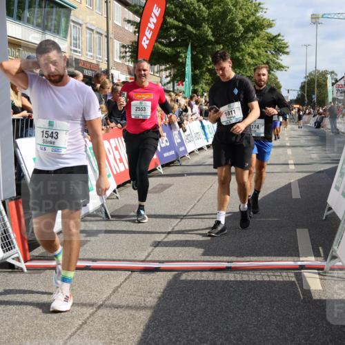 15.09.2024 - PSD Bank Halbmarathon Strokosch-Dieckow http://msf.ph/oto/7095183 15.09.2024 11:53:16 Ziel 979, 1188, 1543, 1550, 1754, 1808, 1811, 2174, 2553, 2741 meine-sportfotos.de