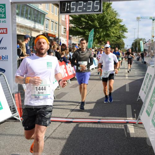 15.09.2024 - PSD Bank Halbmarathon Strokosch-Dieckow http://msf.ph/oto/7095187 15.09.2024 11:53:26 Ziel 979, 1442, 1444, 1507, 1510, 1538, 1543, 1550, 1810, 1811, 1872, 1915, 2174, 2224, 2553, 2571, 2703 meine-sportfotos.de