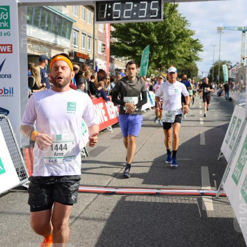 15.09.2024 - PSD Bank Halbmarathon Strokosch-Dieckow http://msf.ph/oto/7095189 15.09.2024 11:53:26 Ziel 979, 1442, 1444, 1507, 1510, 1538, 1543, 1550, 1810, 1811, 1872, 1915, 2174, 2224, 2553, 2571, 2703 meine-sportfotos.de