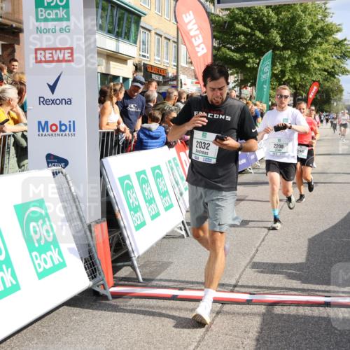 15.09.2024 - PSD Bank Halbmarathon Strokosch-Dieckow http://msf.ph/oto/7095190 15.09.2024 12:06:55 Ziel 1464, 2032, 2036, 2092, 2177, 2208, 2334, 2340, 2819, 2942 meine-sportfotos.de