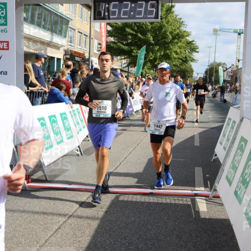 15.09.2024 - PSD Bank Halbmarathon Strokosch-Dieckow http://msf.ph/oto/7095195 15.09.2024 11:53:26 Ziel 979, 1442, 1444, 1507, 1510, 1538, 1543, 1550, 1810, 1811, 1872, 1915, 2174, 2224, 2553, 2571, 2703 meine-sportfotos.de