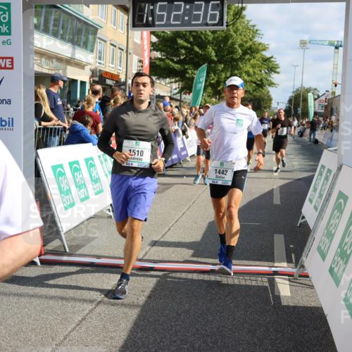 15.09.2024 - PSD Bank Halbmarathon Strokosch-Dieckow http://msf.ph/oto/7095200 15.09.2024 11:53:27 Ziel 979, 1442, 1444, 1507, 1510, 1538, 1543, 1550, 1810, 1811, 1872, 1915, 2174, 2224, 2553, 2571, 2703 meine-sportfotos.de