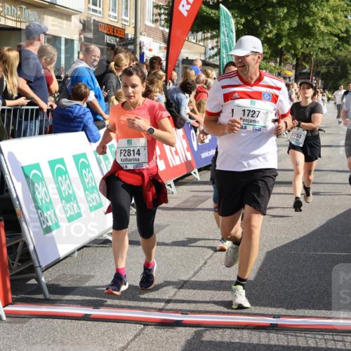 15.09.2024 - PSD Bank Halbmarathon Strokosch-Dieckow http://msf.ph/oto/7095243 15.09.2024 11:53:41 Ziel 1495, 1507, 1538, 1561, 1601, 1727, 1810, 1872, 1915, 1916, 1925, 2224, 2499, 2571, 2703, 2753, 2814 meine-sportfotos.de