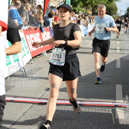 15.09.2024 - PSD Bank Halbmarathon Strokosch-Dieckow http://msf.ph/oto/7095258 15.09.2024 11:53:43 Ziel 1495, 1538, 1561, 1601, 1727, 1915, 1916, 1925, 2499, 2571, 2703, 2753, 2814 meine-sportfotos.de