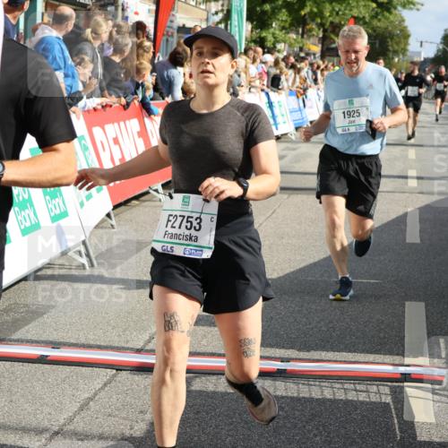 15.09.2024 - PSD Bank Halbmarathon Strokosch-Dieckow http://msf.ph/oto/7095260 15.09.2024 11:53:43 Ziel 1495, 1538, 1561, 1601, 1727, 1915, 1916, 1925, 2499, 2571, 2703, 2753, 2814 meine-sportfotos.de