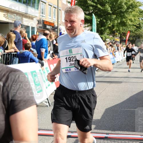 15.09.2024 - PSD Bank Halbmarathon Strokosch-Dieckow http://msf.ph/oto/7095262 15.09.2024 11:53:44 Ziel 1495, 1503, 1561, 1601, 1727, 1915, 1916, 1925, 2499, 2703, 2753, 2814, 2815 meine-sportfotos.de