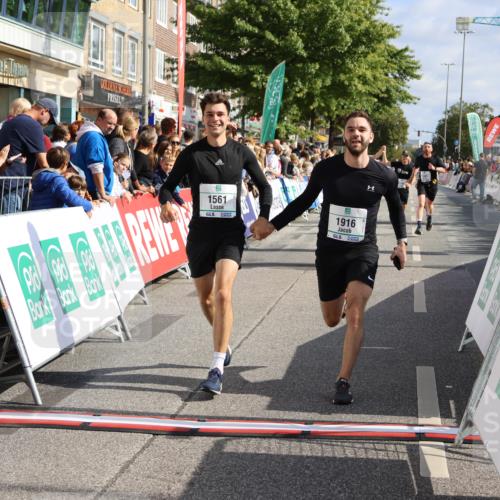 15.09.2024 - PSD Bank Halbmarathon Strokosch-Dieckow http://msf.ph/oto/7095275 15.09.2024 11:53:48 Ziel 1295, 1495, 1503, 1561, 1601, 1621, 1727, 1916, 1925, 2146, 2499, 2753, 2814, 2815 meine-sportfotos.de