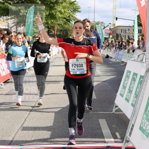 15.09.2024 - PSD Bank Halbmarathon Strokosch-Dieckow http://msf.ph/oto/7095281 15.09.2024 12:07:26 Ziel 797, 1328, 1331, 1877, 1933, 2919, 2938, 3180, 3181 meine-sportfotos.de