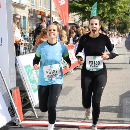 15.09.2024 - PSD Bank Halbmarathon Strokosch-Dieckow http://msf.ph/oto/7095305 15.09.2024 12:07:27 Ziel 1328, 1331, 1877, 1933, 2919, 2938, 3180, 3181 meine-sportfotos.de