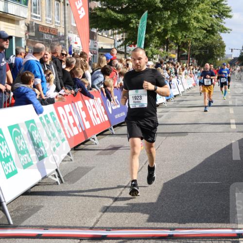 15.09.2024 - PSD Bank Halbmarathon Strokosch-Dieckow http://msf.ph/oto/7095317 15.09.2024 11:53:59 Ziel 1295, 1503, 1561, 1621, 1638, 1669, 1916, 1923, 2146, 2498, 2815 meine-sportfotos.de
