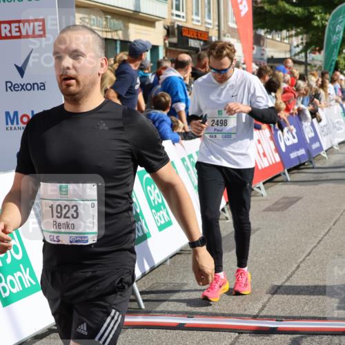 15.09.2024 - PSD Bank Halbmarathon Strokosch-Dieckow http://msf.ph/oto/7095322 15.09.2024 11:54:01 Ziel 1267, 1295, 1503, 1506, 1621, 1638, 1669, 1923, 2146, 2498, 2516, 2815 meine-sportfotos.de