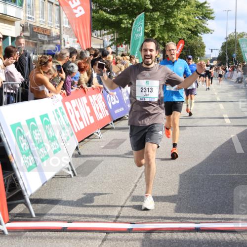 15.09.2024 - PSD Bank Halbmarathon Strokosch-Dieckow http://msf.ph/oto/7095323 15.09.2024 12:07:39 Ziel 1331, 1877, 2158, 2313, 2511, 3153, 3180, 3181, 3405 meine-sportfotos.de
