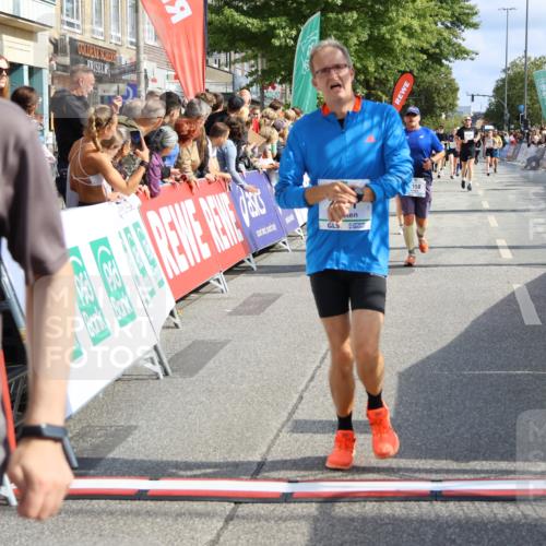 15.09.2024 - PSD Bank Halbmarathon Strokosch-Dieckow http://msf.ph/oto/7095330 15.09.2024 12:07:40 Ziel 1877, 2158, 2313, 2511, 3153, 3405 meine-sportfotos.de