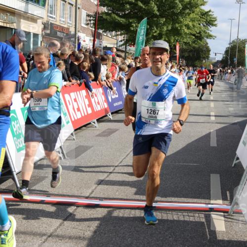 15.09.2024 - PSD Bank Halbmarathon Strokosch-Dieckow http://msf.ph/oto/7095342 15.09.2024 11:54:09 Ziel 1267, 1506, 1638, 1669, 1807, 1923, 2416, 2498, 2516 meine-sportfotos.de