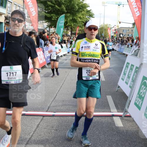 15.09.2024 - PSD Bank Halbmarathon Strokosch-Dieckow http://msf.ph/oto/7095375 15.09.2024 12:07:55 Ziel 1422, 1717, 1825, 1832, 1953, 1986, 2029, 2158, 2175, 2190, 2963, 2976, 2998, 3024, 3039, 3153, 3174, 3405, 3529 meine-sportfotos.de