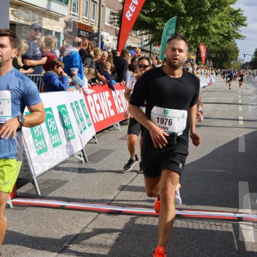 15.09.2024 - PSD Bank Halbmarathon Strokosch-Dieckow http://msf.ph/oto/7095376 15.09.2024 11:54:20 Ziel 1267, 1506, 1537, 1807, 1976, 1995, 2416, 2516, 2706, 2757 meine-sportfotos.de