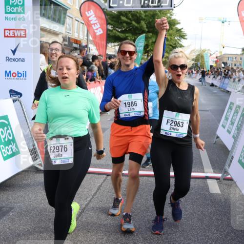 15.09.2024 - PSD Bank Halbmarathon Strokosch-Dieckow http://msf.ph/oto/7095399 15.09.2024 12:08:00 Ziel 1422, 1717, 1825, 1832, 1953, 1986, 2029, 2175, 2190, 2521, 2963, 2976, 2998, 3024, 3039, 3174, 3529 meine-sportfotos.de
