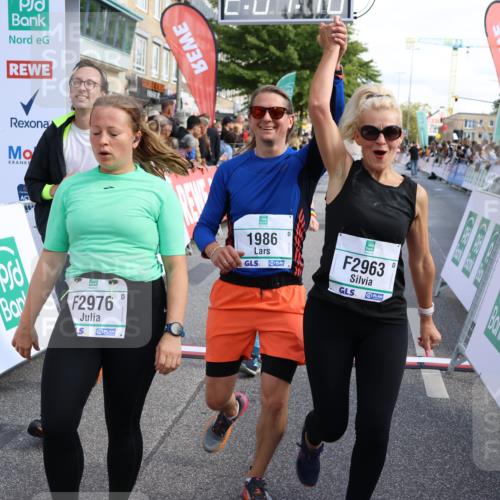 15.09.2024 - PSD Bank Halbmarathon Strokosch-Dieckow http://msf.ph/oto/7095405 15.09.2024 12:08:01 Ziel 1422, 1717, 1825, 1832, 1953, 1986, 2029, 2175, 2190, 2521, 2963, 2976, 2998, 3024, 3039, 3174, 3529 meine-sportfotos.de