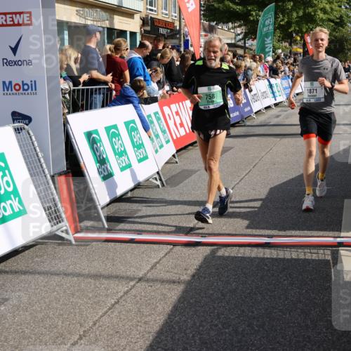 15.09.2024 - PSD Bank Halbmarathon Strokosch-Dieckow http://msf.ph/oto/7095425 15.09.2024 11:54:52 Ziel 758, 790, 1205, 1762, 1770, 1794, 1871, 1887, 1924, 1927, 2687, 2818 meine-sportfotos.de