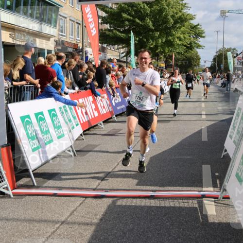 15.09.2024 - PSD Bank Halbmarathon Strokosch-Dieckow http://msf.ph/oto/7095440 15.09.2024 11:55:00 Ziel 758, 790, 834, 1205, 1588, 1762, 1803, 1871, 1887, 2695, 2818, 3517 meine-sportfotos.de