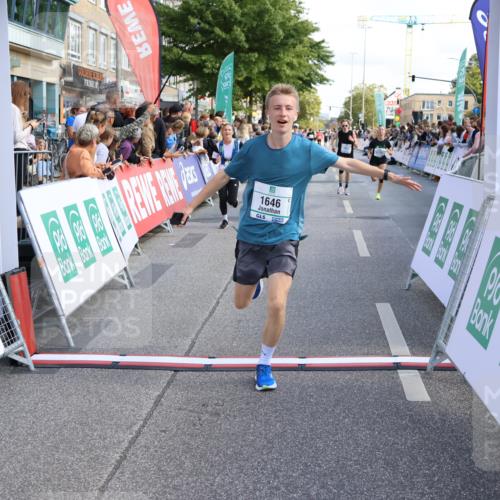 15.09.2024 - PSD Bank Halbmarathon Strokosch-Dieckow http://msf.ph/oto/7095446 15.09.2024 12:08:13 Ziel 1159, 1633, 1646, 1832, 2040, 2521, 2781, 2996, 3039, 3257 meine-sportfotos.de