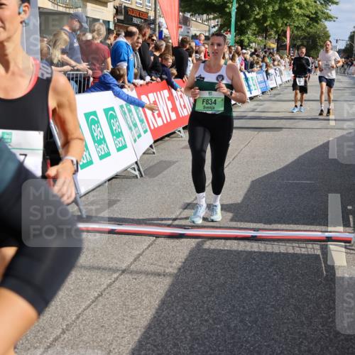 15.09.2024 - PSD Bank Halbmarathon Strokosch-Dieckow http://msf.ph/oto/7095447 15.09.2024 11:55:03 Ziel 758, 834, 1588, 1762, 1803, 1871, 2695, 3517 meine-sportfotos.de