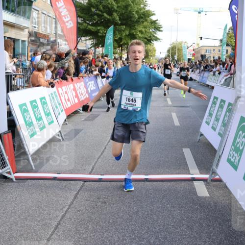 15.09.2024 - PSD Bank Halbmarathon Strokosch-Dieckow http://msf.ph/oto/7095448 15.09.2024 12:08:13 Ziel 1159, 1633, 1646, 1832, 2040, 2521, 2781, 2996, 3039, 3257 meine-sportfotos.de