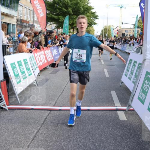 15.09.2024 - PSD Bank Halbmarathon Strokosch-Dieckow http://msf.ph/oto/7095452 15.09.2024 12:08:13 Ziel 1159, 1633, 1646, 1832, 2040, 2521, 2781, 2996, 3039, 3257 meine-sportfotos.de